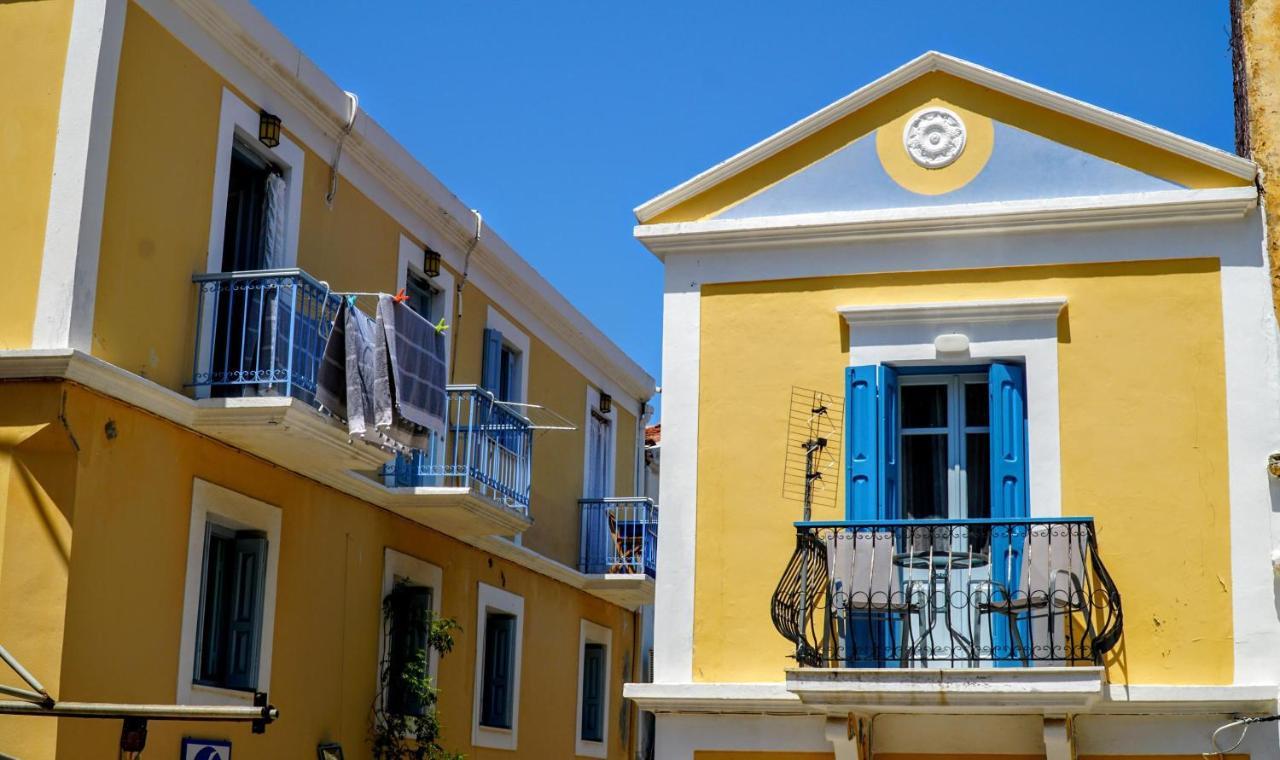 Ritzi Apartment Symi Exteriér fotografie
